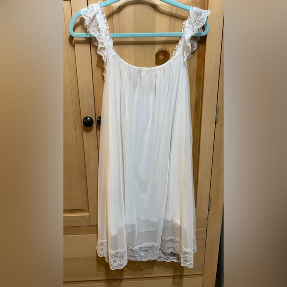 Lovely Bride / Bridal - White Nightie / Lingerie - Picture 2 of 6